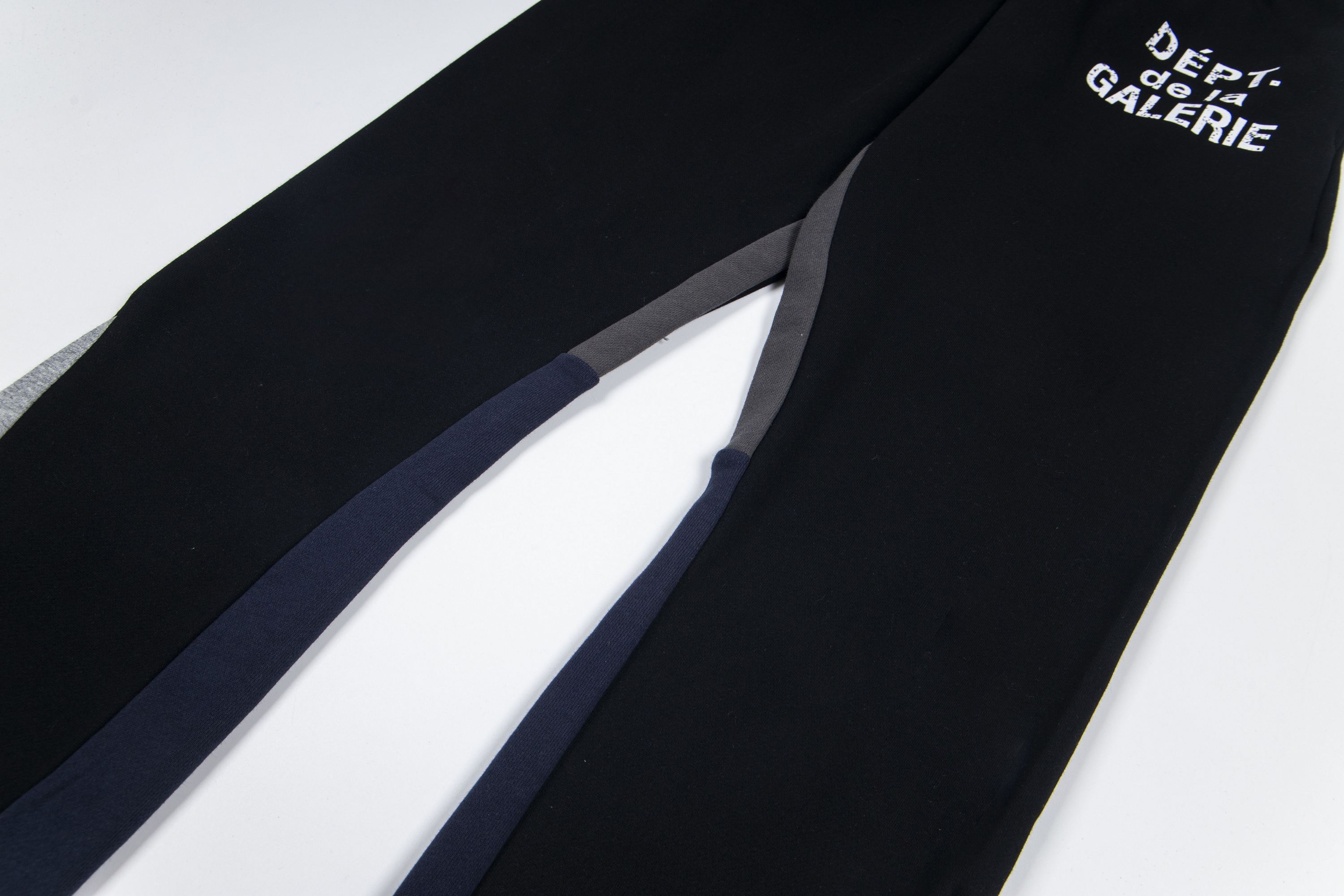 GALLERY DEPT New Pants G517